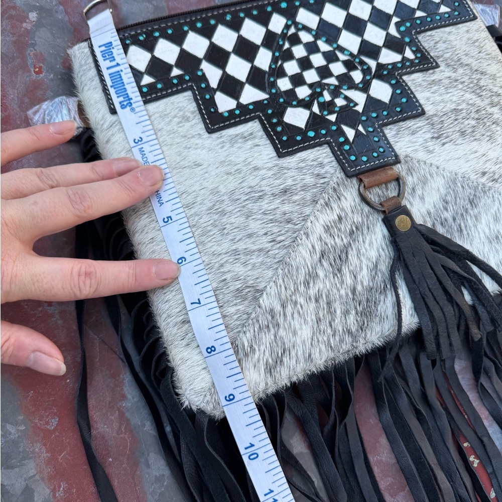 Cowhide & Fringe Handbag - Picture 9 of 9